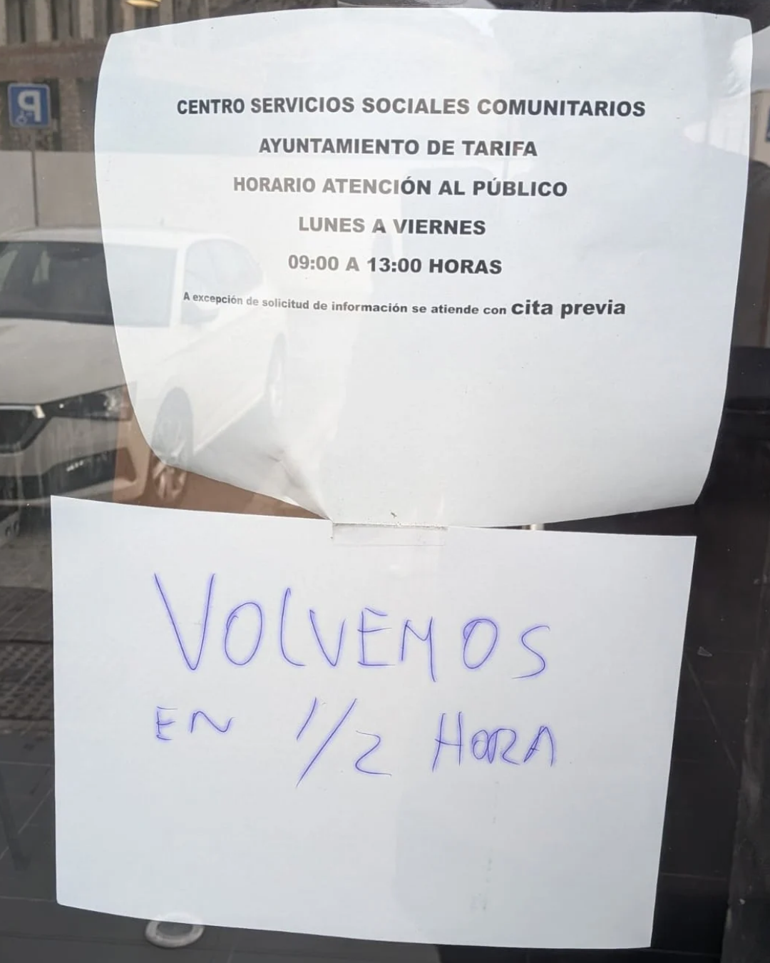 Asuntos Sociales. Volvemos en media hora.